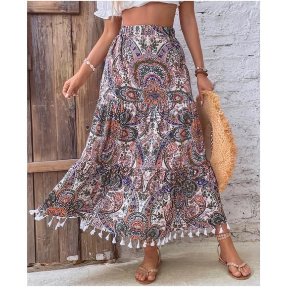 Paisley Print Tassel Hem Maxi Skirt - Picture 2 of 10